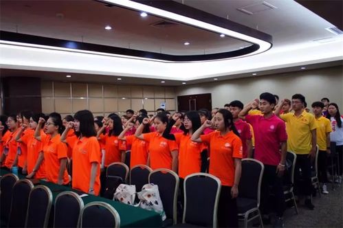 求是学院志愿者服务贵阳工业产品博览会 助力展览服务再升级